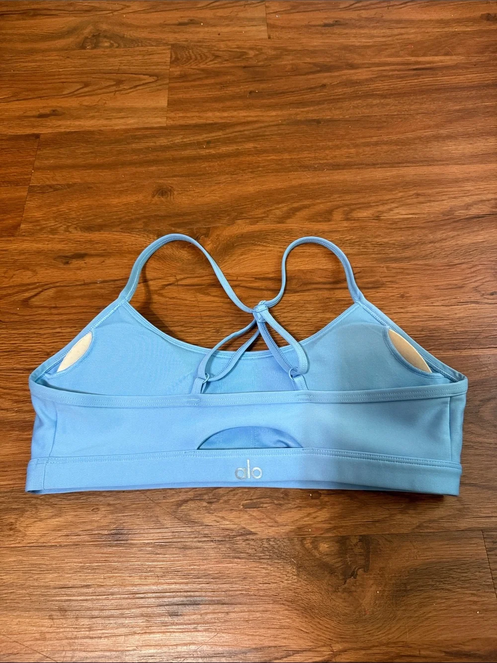 Alo Yoga Airlift Intrigue Bra - Picture 4 of 6
